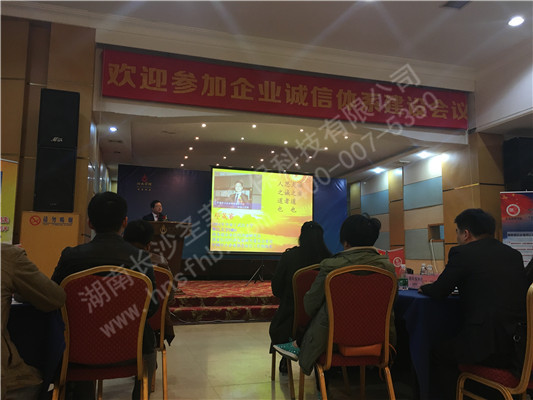 FAF0755297E2929A30B9E088D1C9EC63.jpg FAF0755297E2929A30B9E088D1C9EC63.jpg